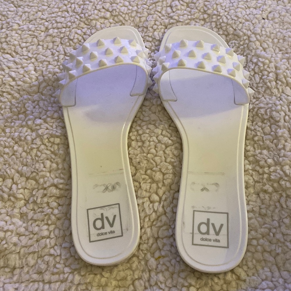 Dolce Vita‎ White Skylar Studded Sandals